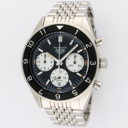 (SOLD) TAG HEUER CBE2110 SS Mens Autavia Heritage Automatic Chronograph Bracelet 43mm Stainless Steel