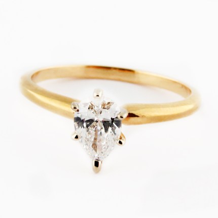 Ladies Diamond VS2 F Pear Brilliant Cut 0.52ct 14K Yellow Gold Solitaire Ring with GIA Report