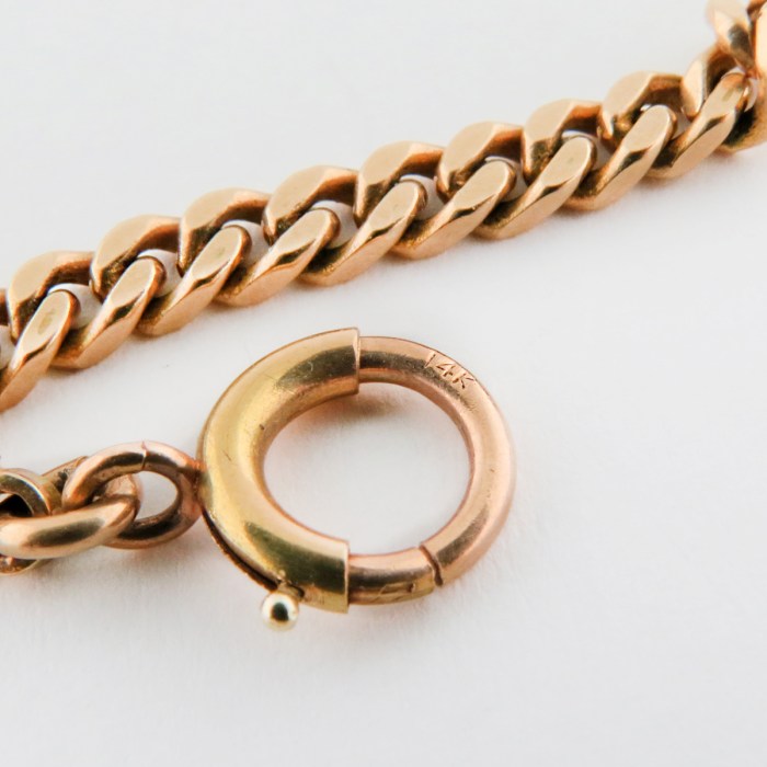 Excellent 14K Yellow Gold Mens Antique Double Albert T-Bar Flat Links Pocket Watch Chain 14.8”in / 37.5cm 21.2g total weight. Pre-1910s