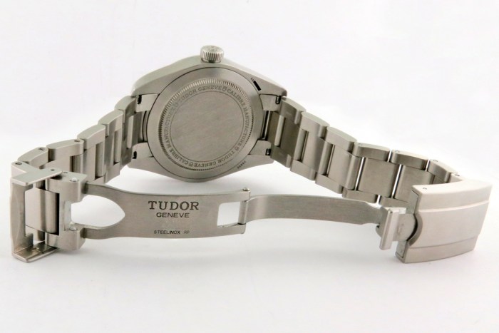 TUDOR Mens SS Ranger Automatic Bracelet Master Black Dial Stainless Steel 39mm. Reference M79950-0001. With Box and Paper. MSRP Retail Price $3575