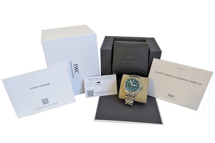 Current Model IWC Pilot’s Watch Green Dial Automatic Bracelet Men Watch 40mm Stainless Steel Case. Model reference is IW328206. MSRP $6,800