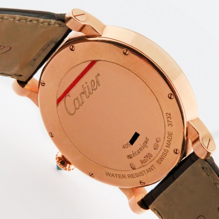 Cartier Rotonde 18K Rose Gold Hand-Wind Mens Wristwatch with Power Reserve Indicator at 40mm. Model Ref W1556252 and the Case Ref 3732. Retail Price $26000