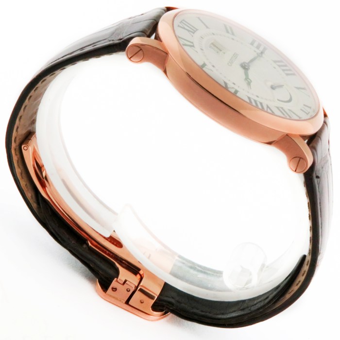 Cartier Rotonde 18K Rose Gold Hand-Wind Mens Wristwatch with Power Reserve Indicator at 40mm. Model Ref W1556252 and the Case Ref 3732. Retail Price $26000