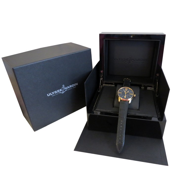 ULYSSE NARDIN Ref.8296-122-2/42 18K Rose Gold Mens Classico Luna Automatic Moonphase 40mm Watch. Retail Price $18,900