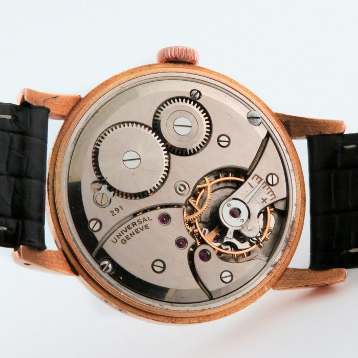 UNIVERSAL GENVE Ref.11305 18K Pink Gold Vintage Mens Triple Calendar Moonphase Hand Wind Cal.291 34.5mm Watch. 100% Original, Amazing Classic and Scarce.