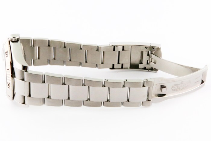 ROLEX 116264 Mens SS Datejust Turn-O-Graph Blue Dial White Gold Bezel Rehaut Z-Serial Thunderbird Stainless Steel 36mm. Long Bracelet, Great Condition.