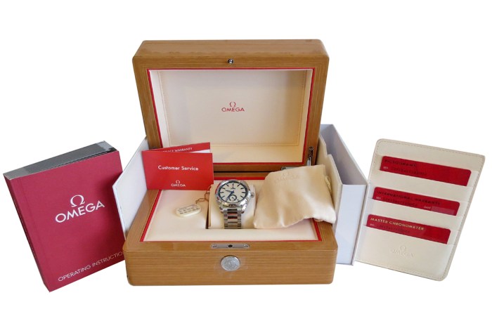 Omega Seamaster Aqua Terra 150m Master Co-Axial Chronometer Stainless Steel Mens Wristwatch 41mm. Small Seconds Current Model. 220.10.41.21.01.002. MSRP $7,700