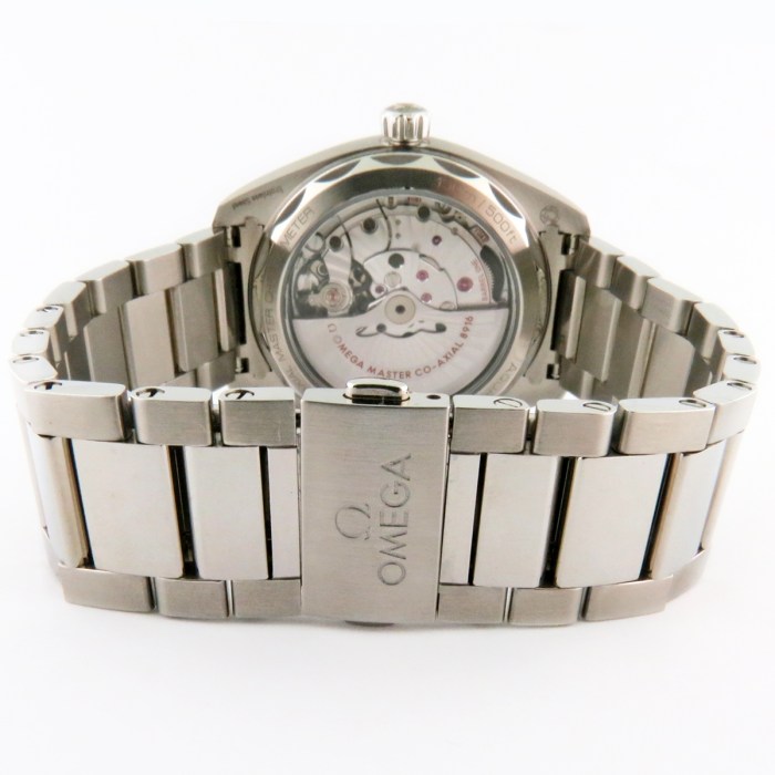 Omega Seamaster Aqua Terra 150m Master Co-Axial Chronometer Stainless Steel Mens Wristwatch 41mm. Small Seconds Current Model. 220.10.41.21.01.002. MSRP $7,700