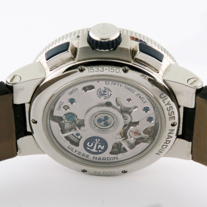 Ulysse Nardin Marine Chronograph Annual Calendar Stainless Steel Mens Wristwatch. Original Blue Sunburst Brushed Dial with Box. Ref 1533-150/43. Diameter 43mm